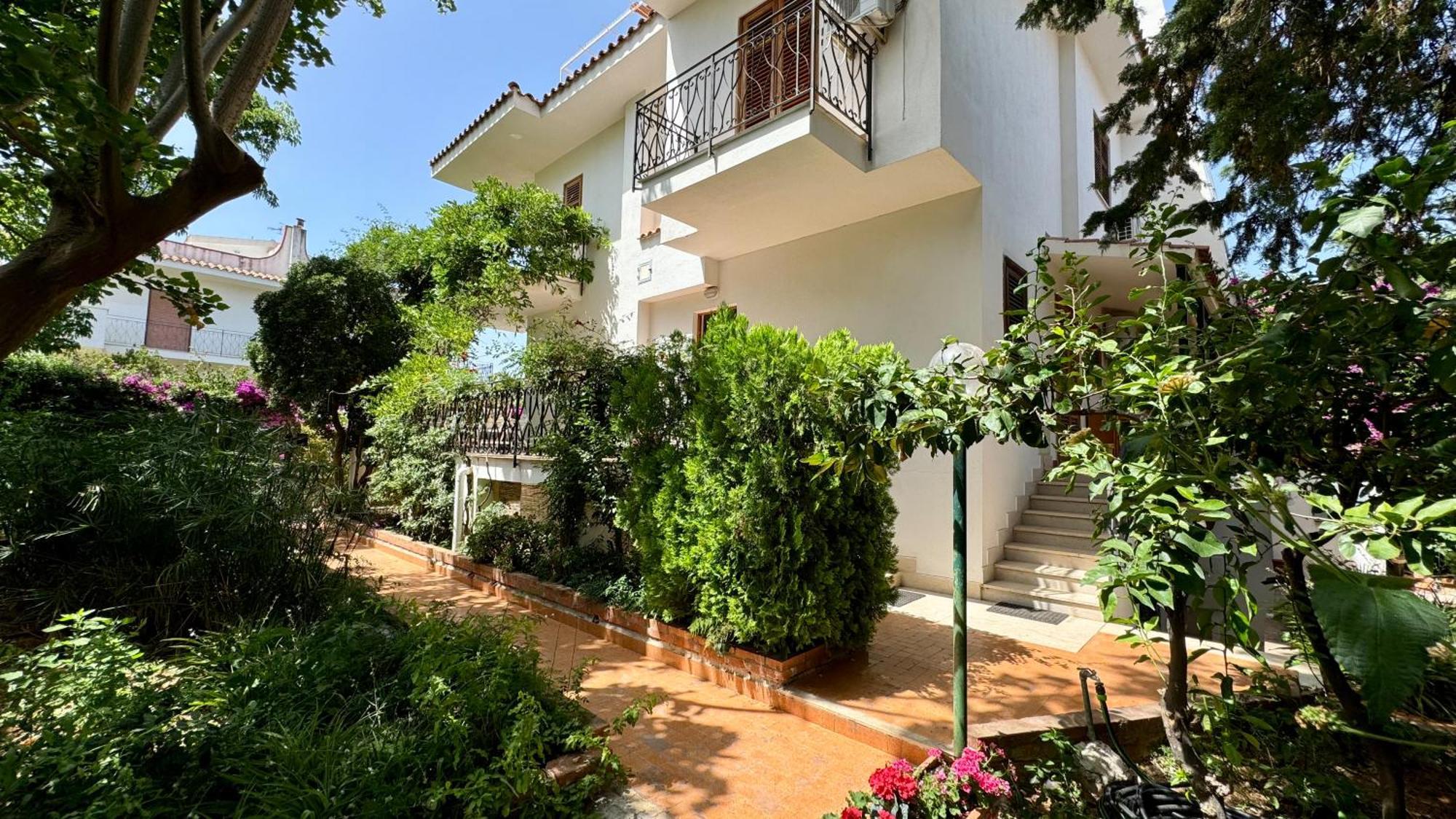 Villa Falcone Borsellino Палермо Екстериор снимка